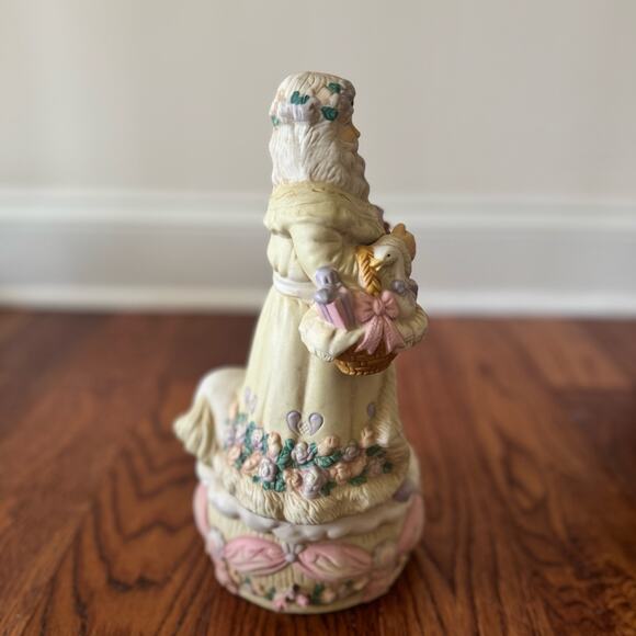 Victorian Santa Musical Figure Plays White Christmas Horse Floral Vintage - Picture 4 of 16